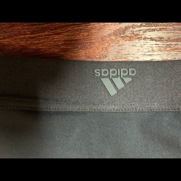 New adidas sports bra - Picture 2 of 4